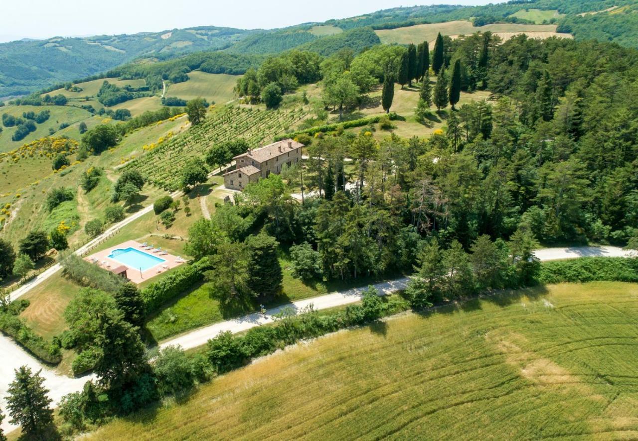 Agriturismo Tenuta Di Biscina エクステリア 写真