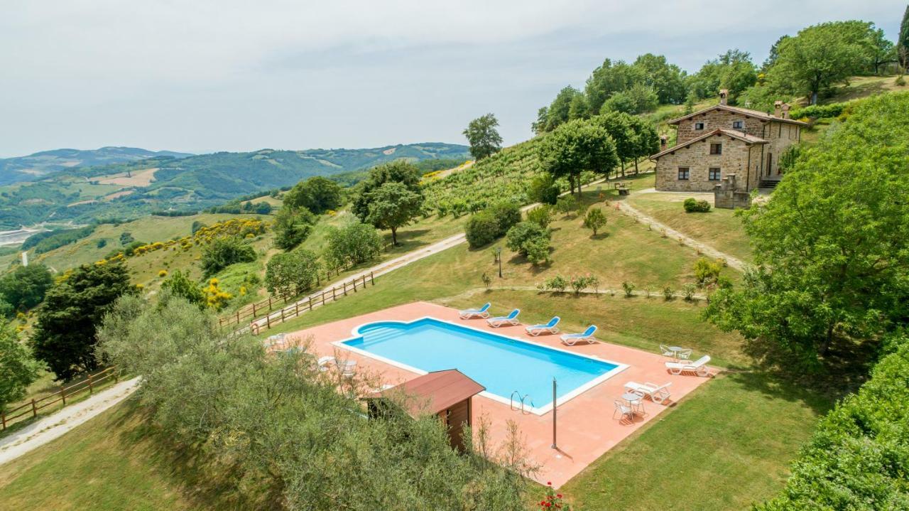 Agriturismo Tenuta Di Biscina エクステリア 写真