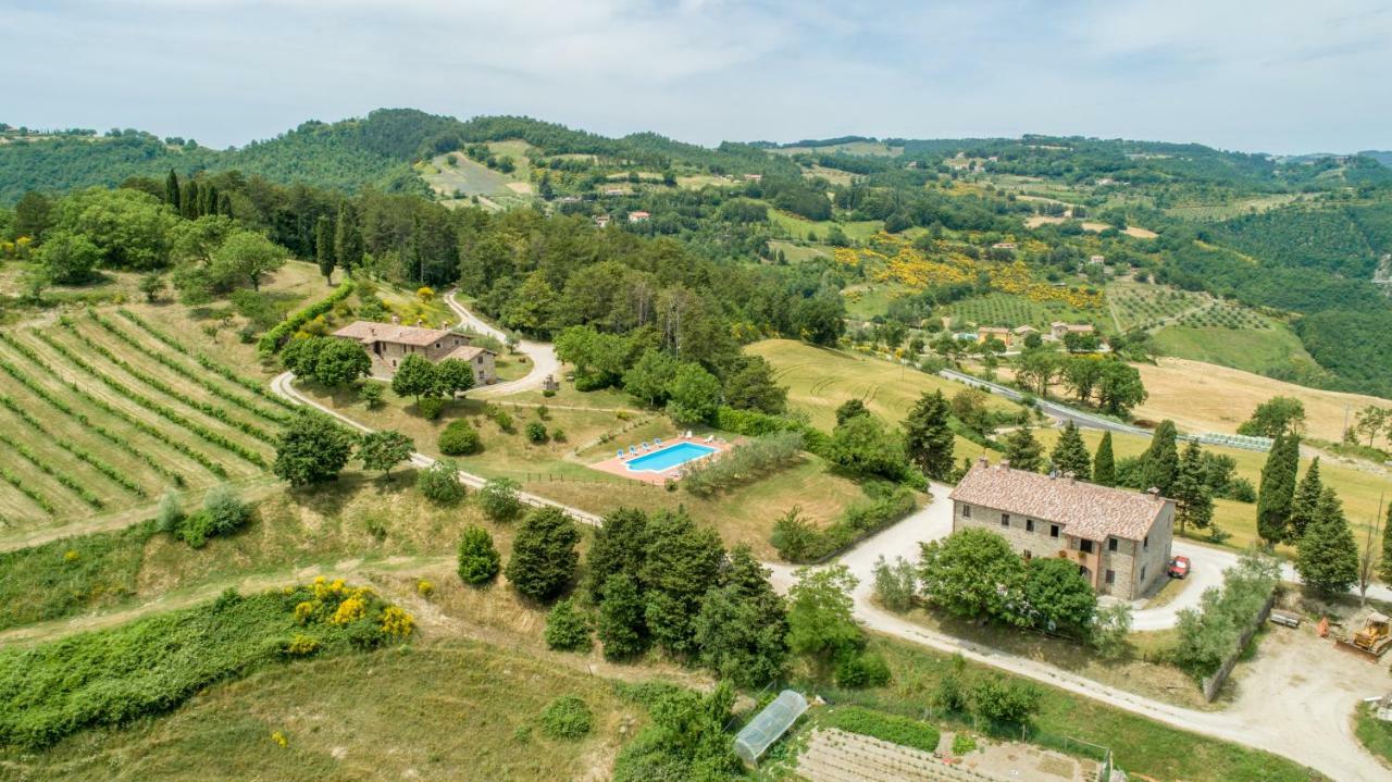 Agriturismo Tenuta Di Biscina エクステリア 写真