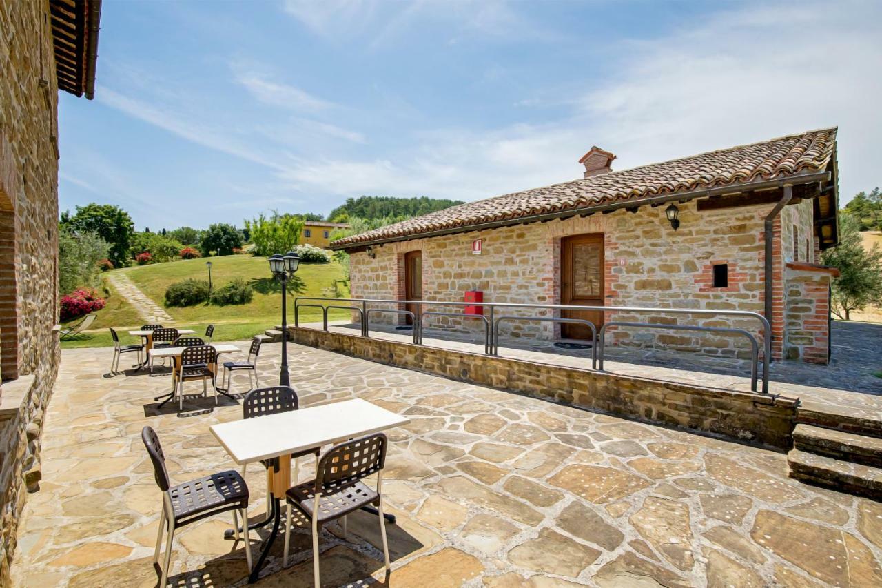 Agriturismo Tenuta Di Biscina エクステリア 写真